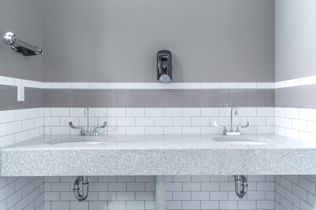 Pearl Grey | IceStone